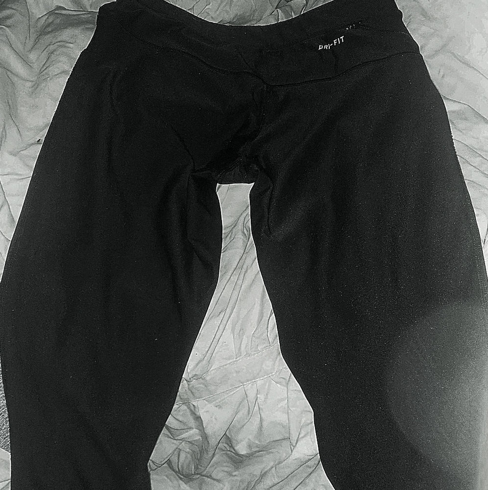 Nike dri-fit Capri leggings